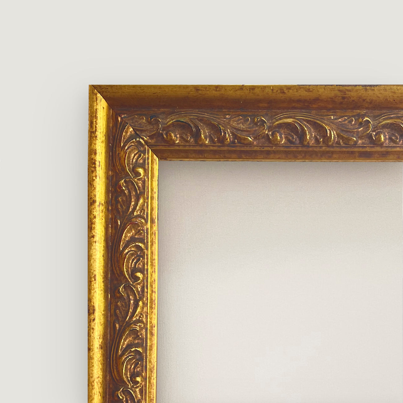 Wide Versailles Gold Frame