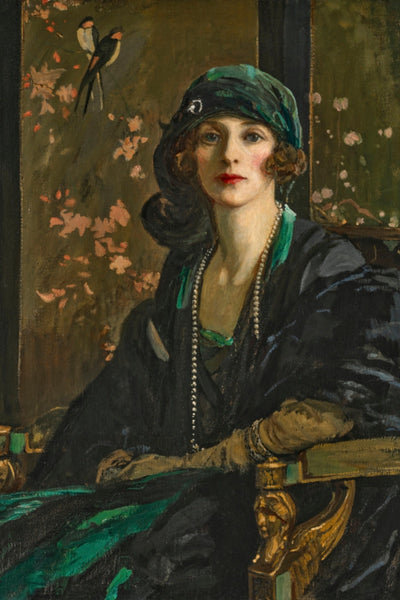 A LADY IN BLACK AND GREEN