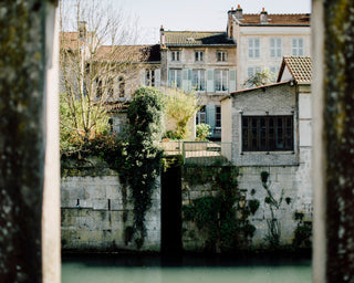 THROUGH A WINDOW TO VERDUN