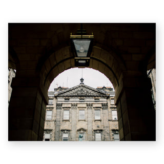 through-an-edinburgh-arch-art-print_Featured