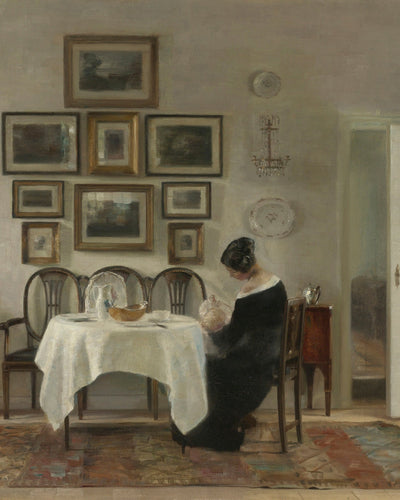 MOTHER AND CHILD AT THE TABLE